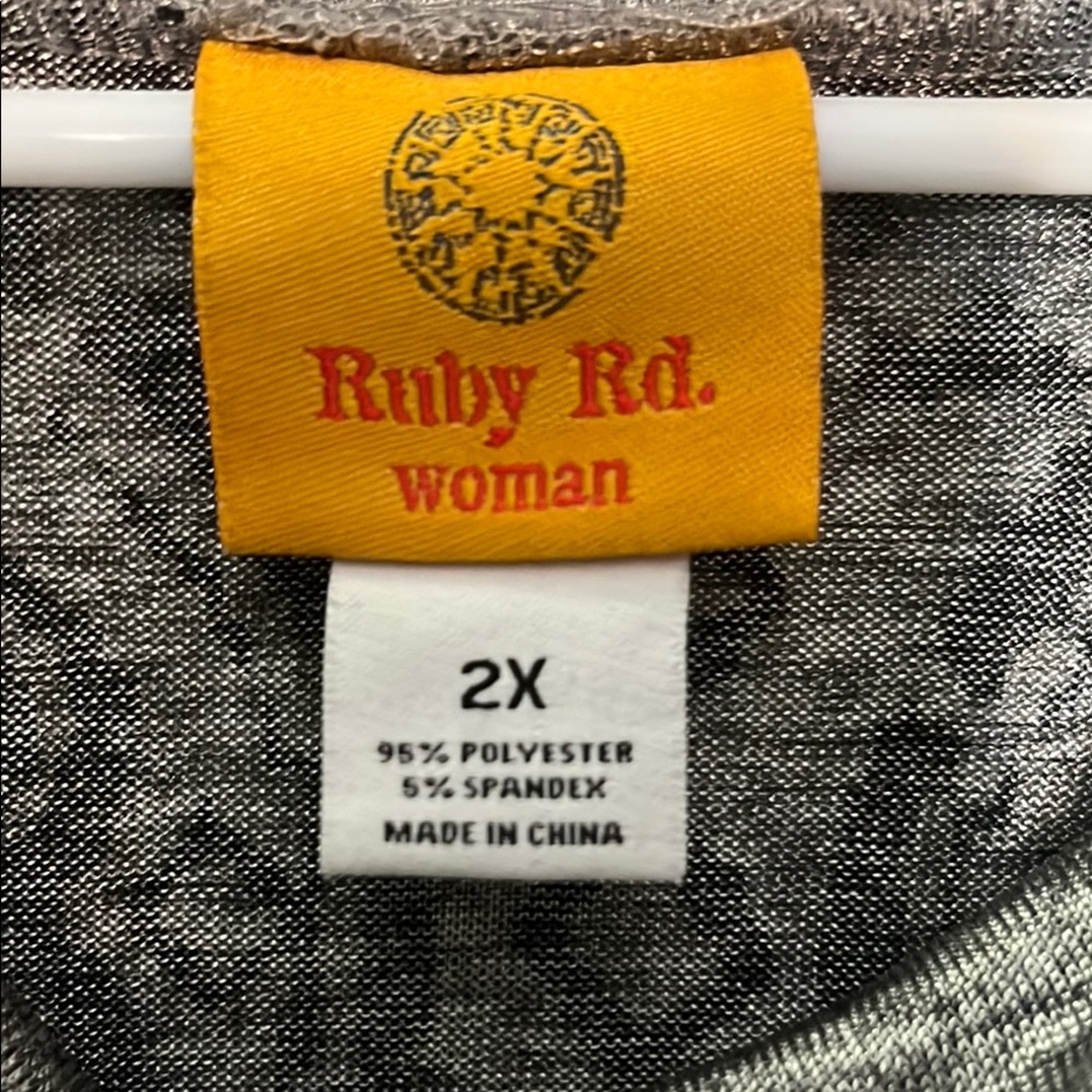 Ruby Rd. Black and Gray Knit Top - Picture 2 of 3